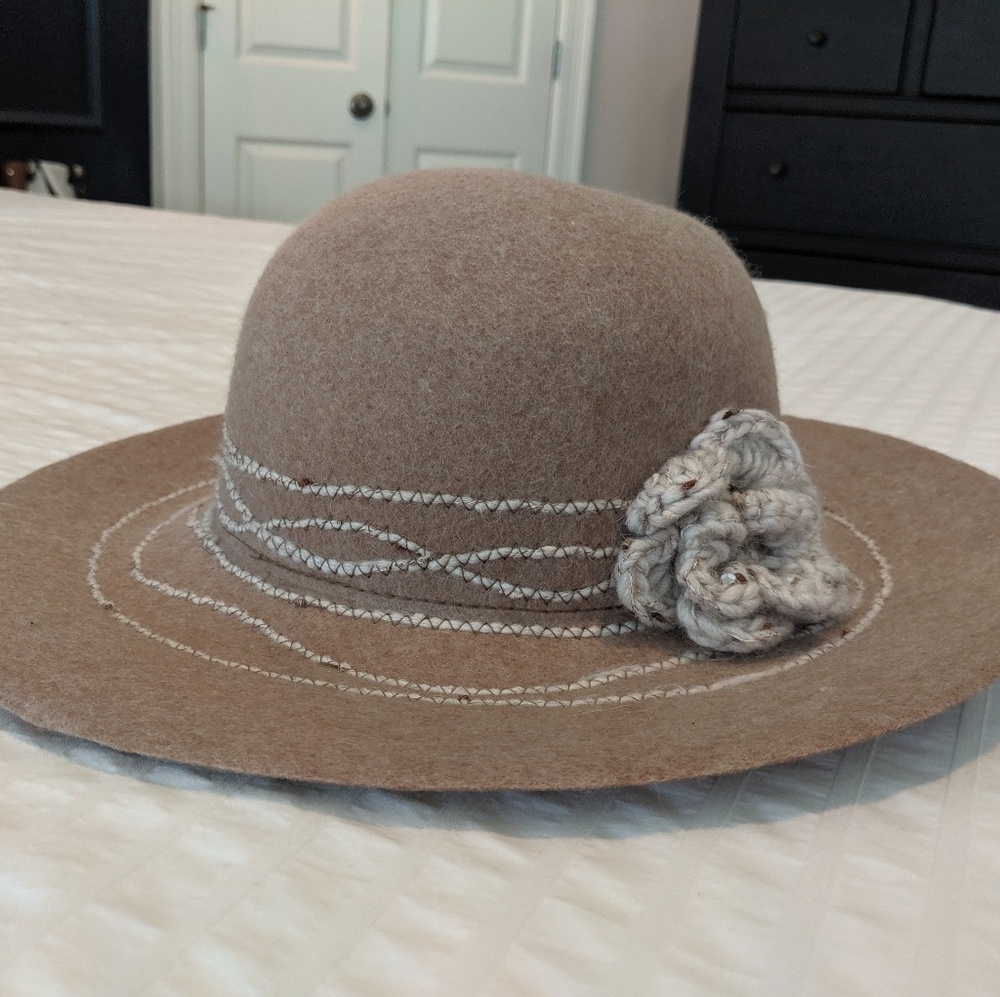 Anthropologie Hat - Italian made